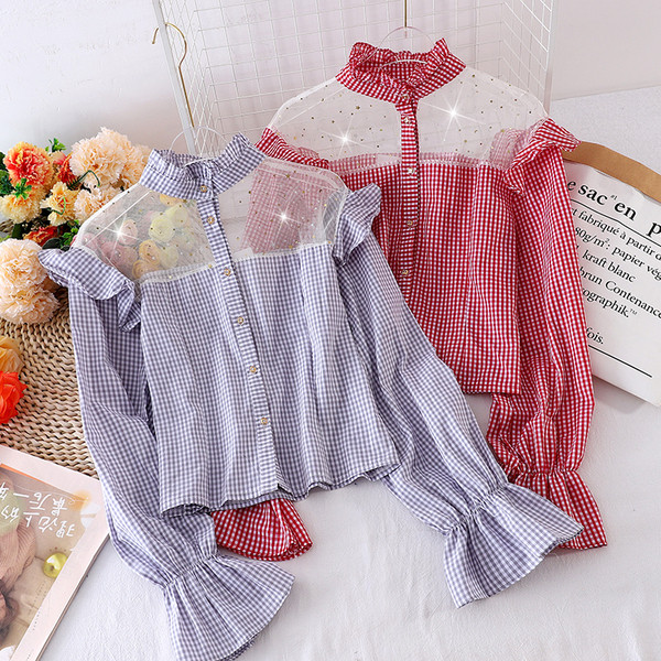 Női kockás ing gombokkal és hosszú ujjú