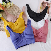 Rövid női felső rugalmas és széles pántokkal