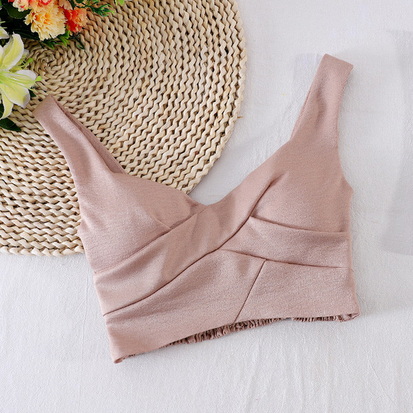 Rövid női felső rugalmas és széles pántokkal