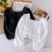 Alkalmi női rövid ing csipkével és szögletes nyakkivágással