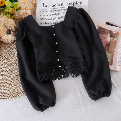 Alkalmi női rövid ing csipkével és szögletes nyakkivágással