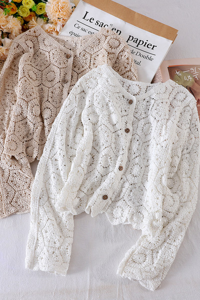 Női ing ovális nyakkivágással és csipkével több színben