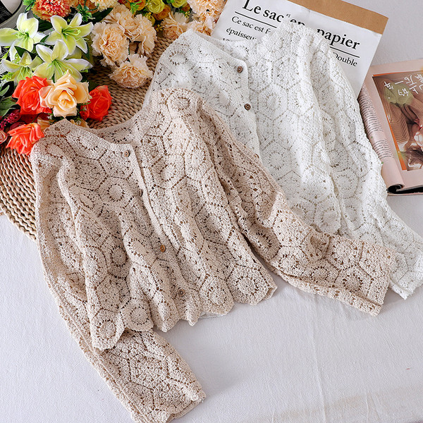 Női ing ovális nyakkivágással és csipkével több színben