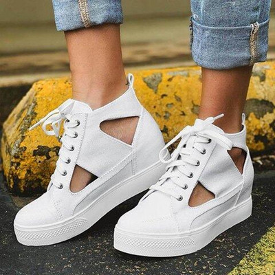 Modernas sieviešu kedas ar slēptu platformu