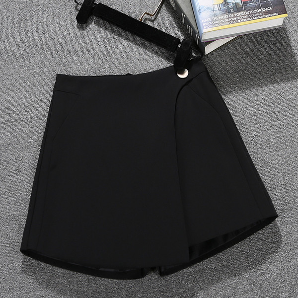 Pantaloni scurți model nou cu transfer