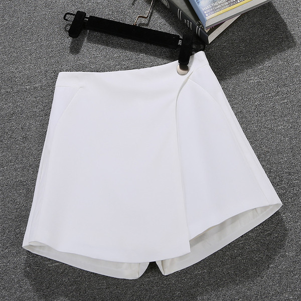 Pantaloni scurți model nou cu transfer