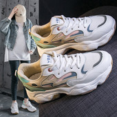 Naiste sportlikud ja vabaaja tossud paelte ja paksu tallaga