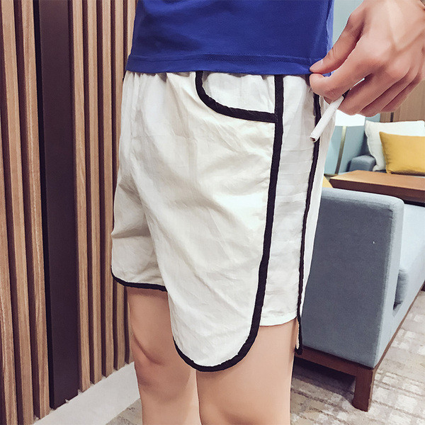 Vasaras šorti ar apmalīti un gumiju