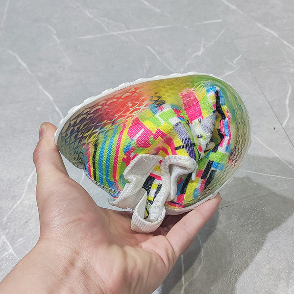 Ikdienas sieviešu kedas ar mežģīnēm un krāsainu rakstu