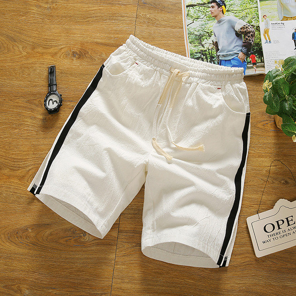 Īsi šorti ar sānu apmali un elastīgu jostasvietu