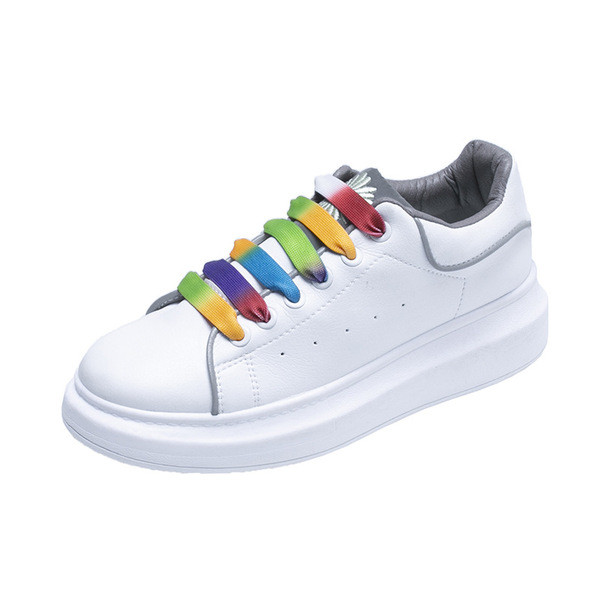 Sporta un ikdienas sieviešu kedas ar krāsainu rakstu