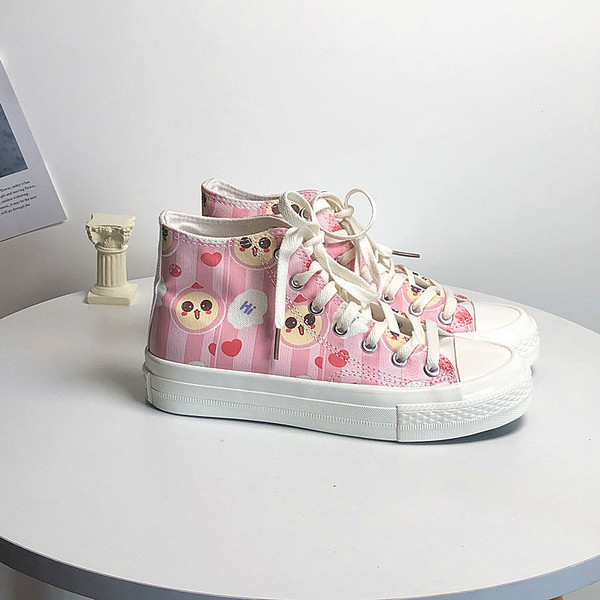 Ikdienas sieviešu kedas ar saitēm un aplikācijām