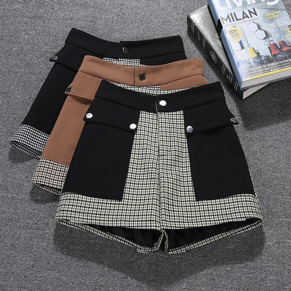 Női kockás női rövidnadrág zsebekkel - magas derék