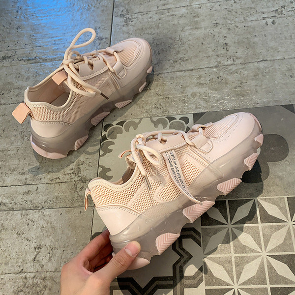 Naiste vabaaja tekstiilist tossud