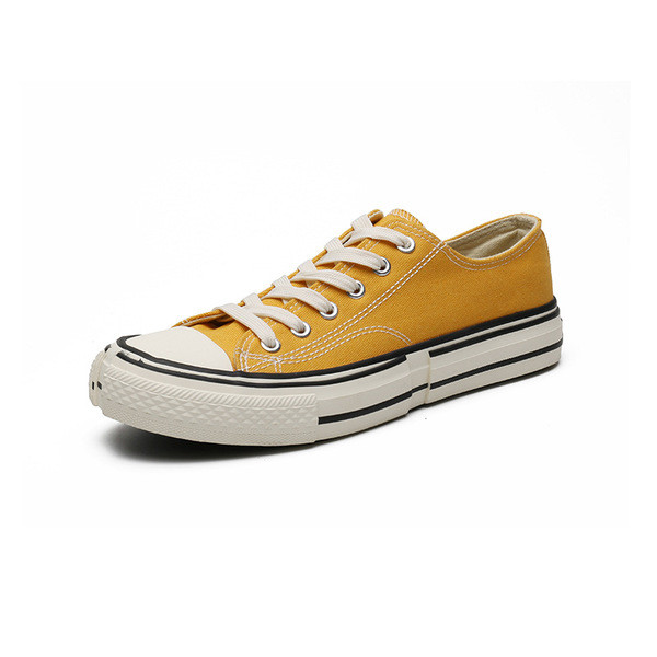 Alkalmi női tornacipő fűzővel és vastag talppal