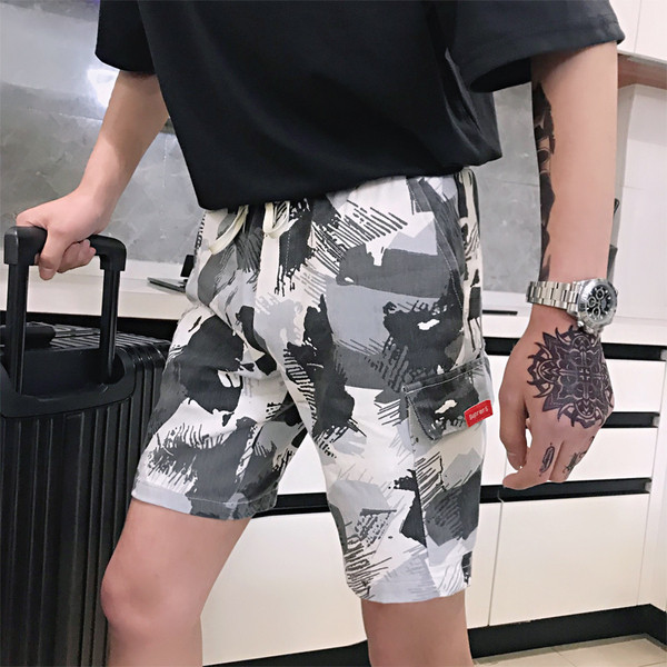 Nyári rövidnadrág oldalzsebekkel