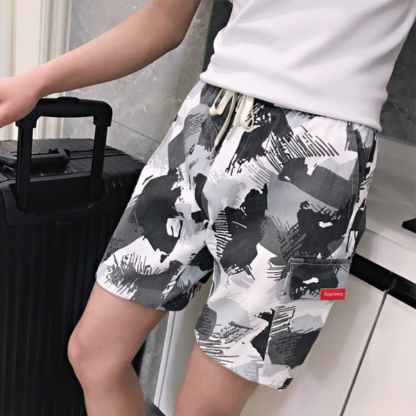 Nyári rövidnadrág oldalzsebekkel