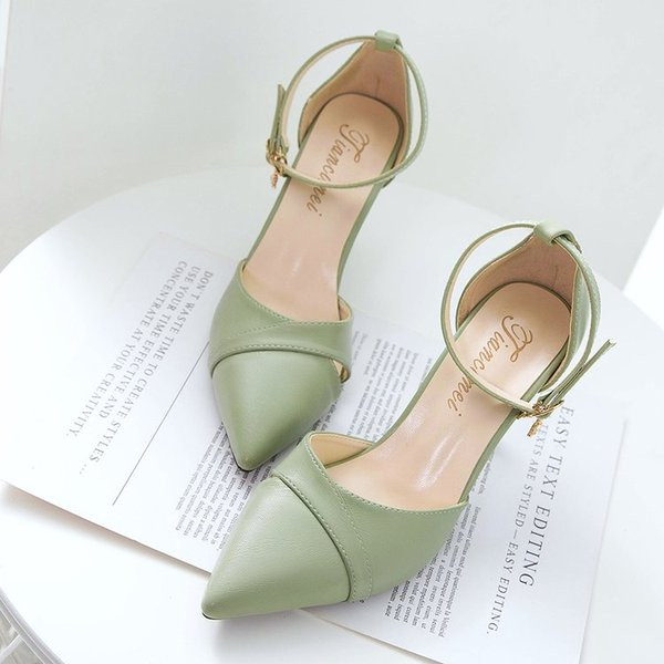 Öko bőrből készült női cipő hegyes mintával több színben