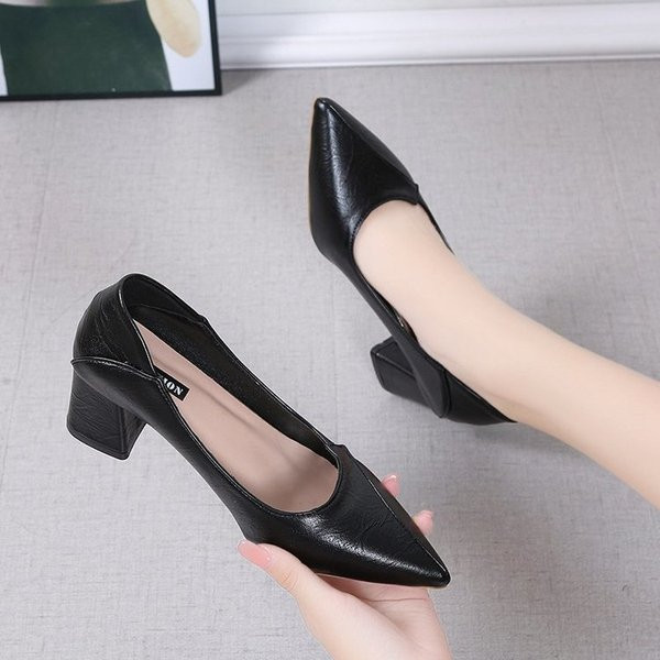 Ikdienas sieviešu apavi no eko ādas - smails modelis