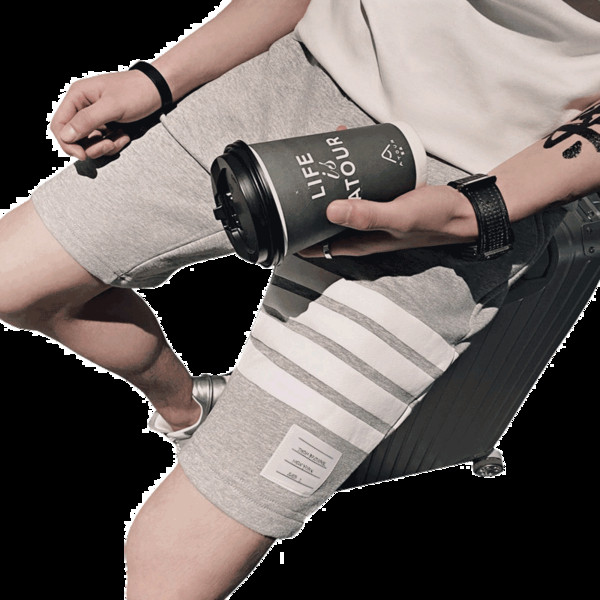 Suvised liibuvad lühikesed püksid lipsudega