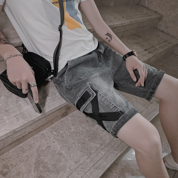 Nyári rövid farmernadrág oldalzsebekkel