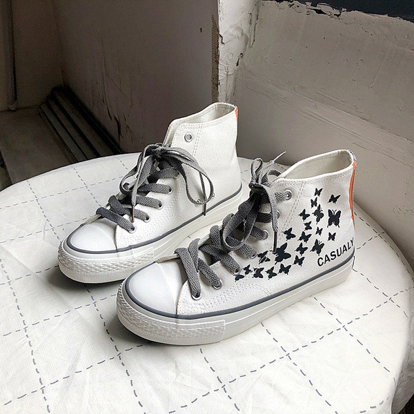 Alkalmi női tornacipő ÚJ modell, rátéttel és nyakkendővel