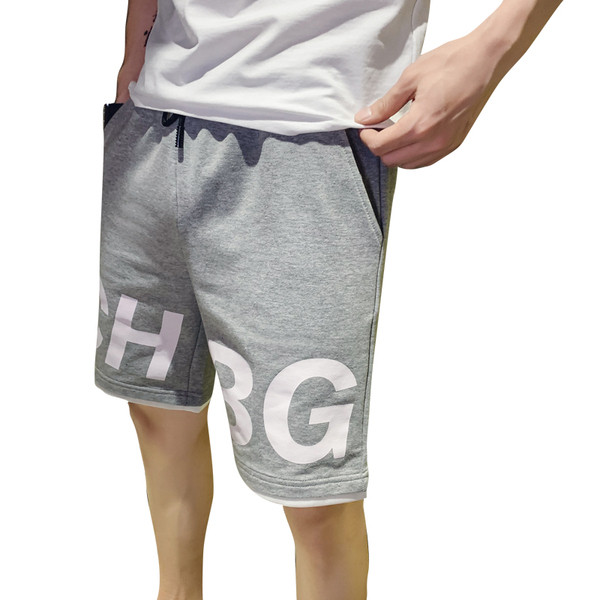 Vīriešu sporta un ikdienas šorti ar uzrakstiem