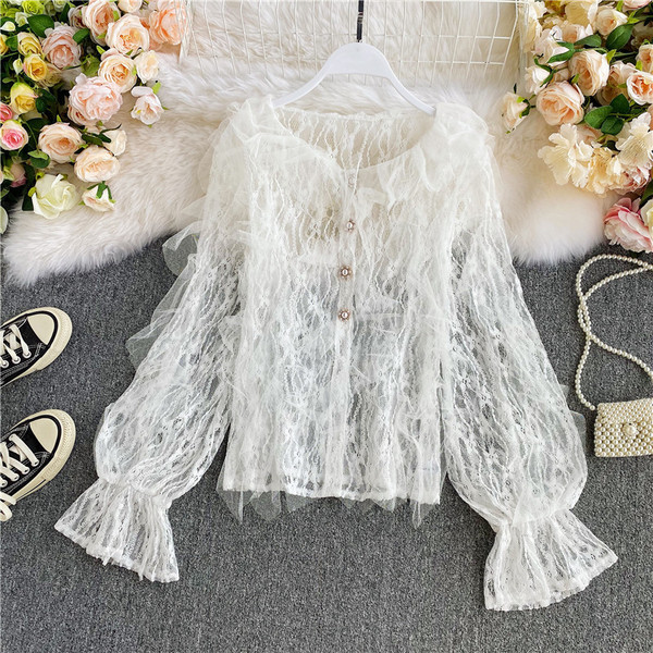 Sieviešu krekls ar ovālu kakla izgriezumu un garām piedurknēm četrās krāsās