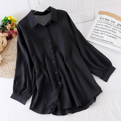 Sieviešu krekls ar klasisku apkakli un pogām