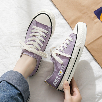 Casual γυναικεία αθλητικά παπούτσια με κορδόνια και κέντημα