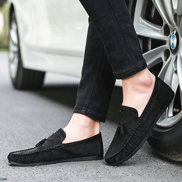 Formāli vīriešu mokasīni no eko zamšādas vienkārša modeļa