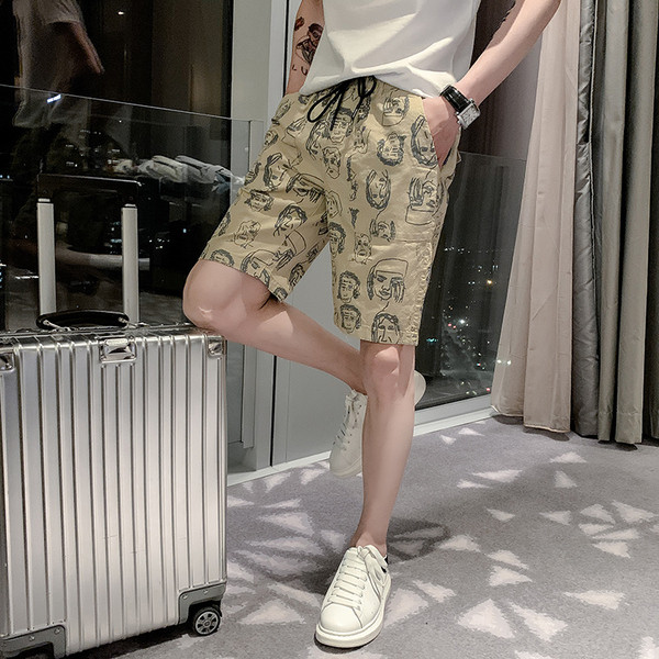 Alkalmi rövidnadrág zsebekkel és mintával