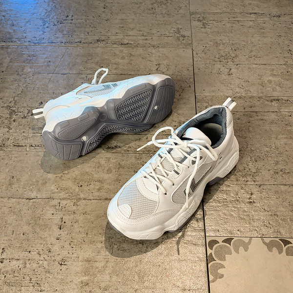 Sieviešu sporta un ikdienas kedas ar mežģīnēm