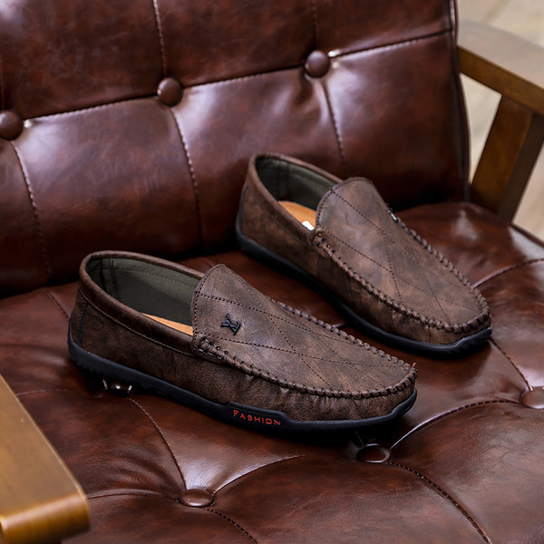 Eko bőrből készült formális férfi mokaszinok