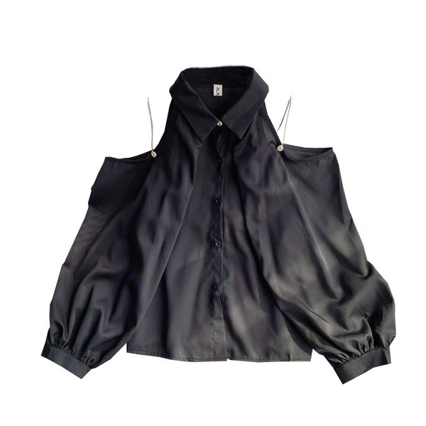 Sieviešu modernais krekls ar atkailinātiem pleciem un klasisku apkakli