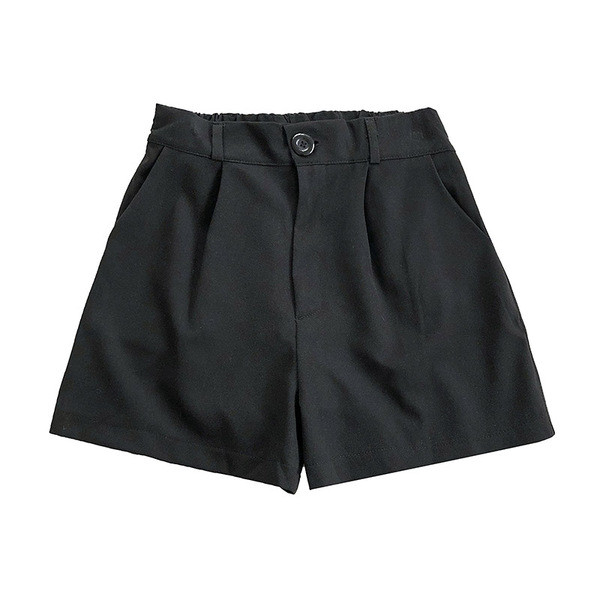 Alkalmi női rövidnadrág zsebekkel