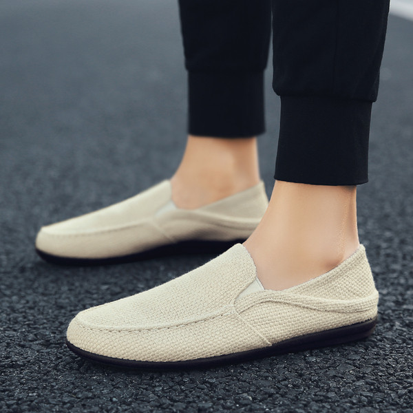 Ikdienas vīriešu mokasīni ar plakanu zoli