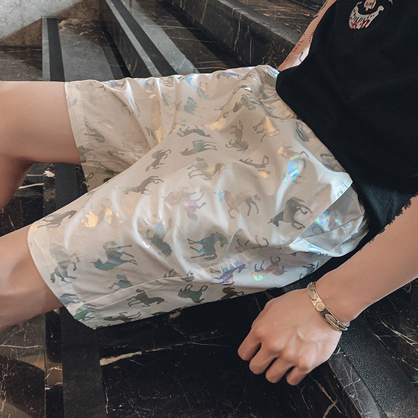 Rövid nyári rövidnadrág színes nyomattal