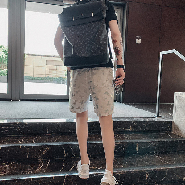 Rövid nyári rövidnadrág színes nyomattal