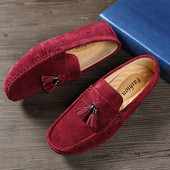 Öko velúrból készült modern férfi mokaszinok többféle színben