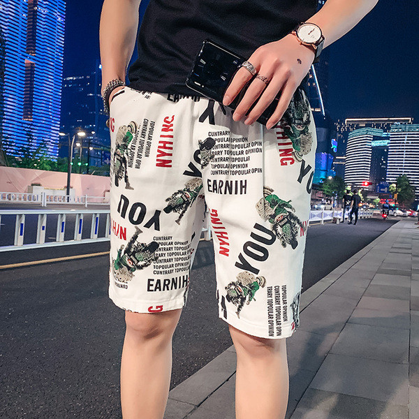 Alkalmi rövidnadrág színes feliratokkal