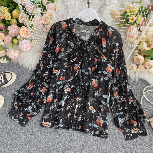 Női sifon ing szalaggal és virágmintával