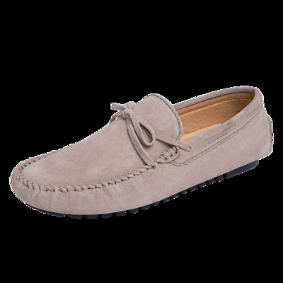 Mūsdienīgi vīriešu mokasīni no eko zamšādas ar mežģīnēm