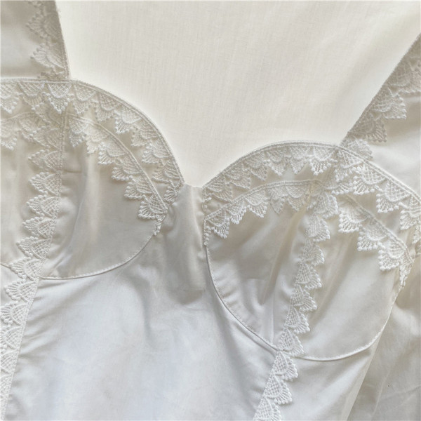 Naiste vabaaja lühike ruudukujulise dekoltee ja pikkade varrukatega särk