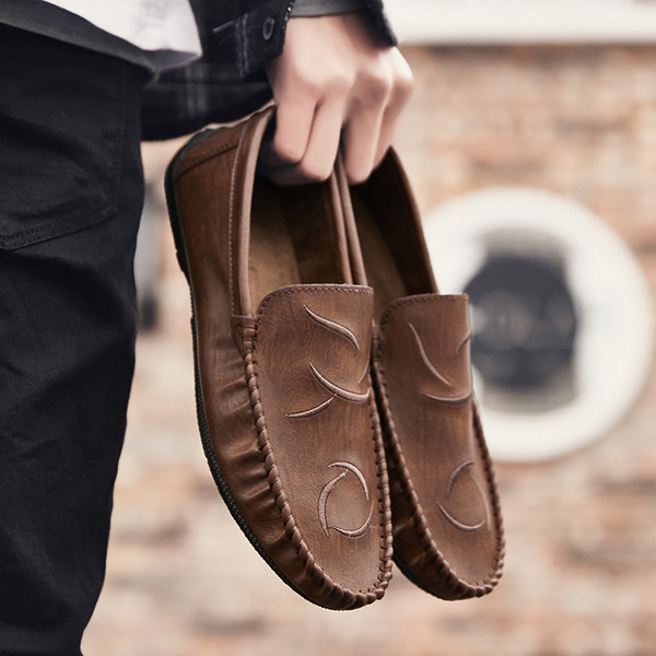 Modern férfi mokaszinok öko bőrből