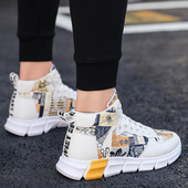 Férfi alkalmi tornacipő fűzővel és lapos talppal, két színben