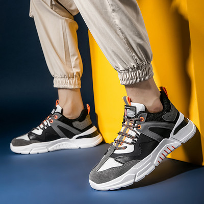 Jauns vīriešu kedu modelis ar šņorēm un plakanu zoli