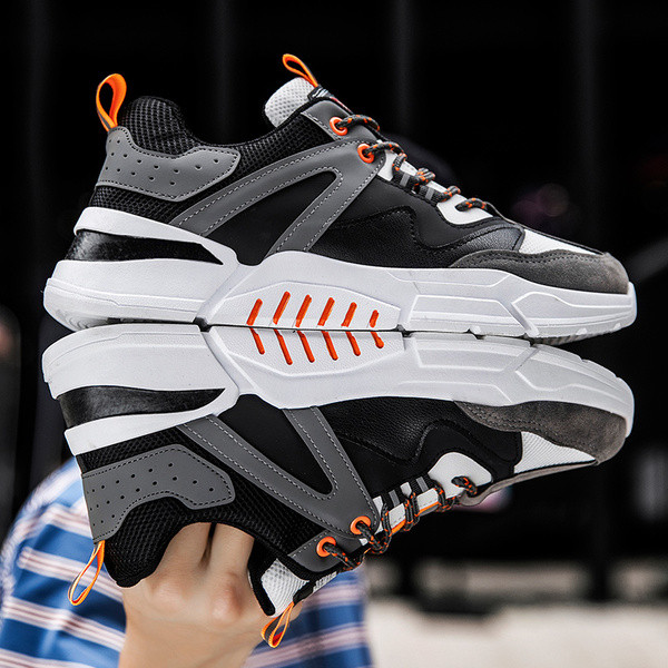 Jauns vīriešu kedu modelis ar šņorēm un plakanu zoli