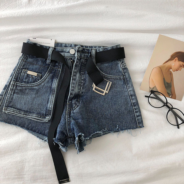 Jauns sieviešu džinsa šortu modelis ar jostiņu