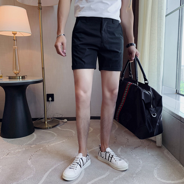 Suvised liibuvad püksid meestele